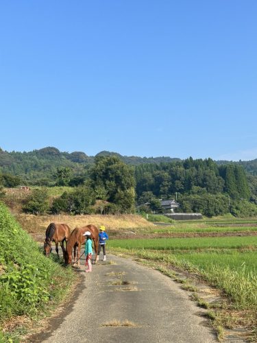 08101FBE-AF16-487D-AAB8-724CEAAE0CB4