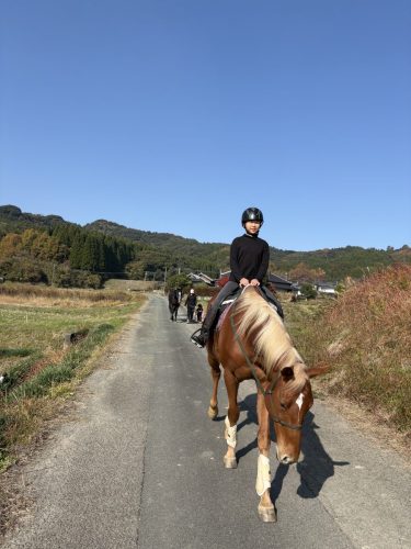 C689E983-35BD-447D-AC44-E80AEF8666C9